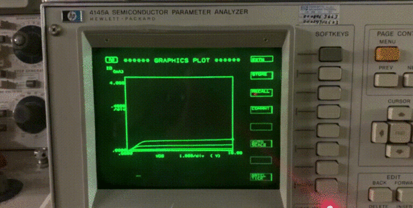 自制简易版光刻机，22岁小伙在车库里造出芯片