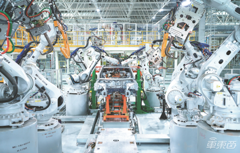 小鹏汽车美股上市！开盘大涨60%，市值1170亿赶超理想