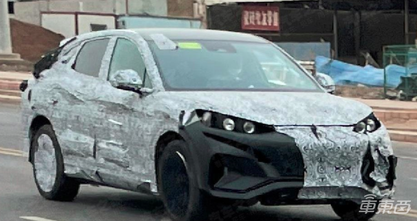 蔚小理抢着发新车，还有小米汽车首发，一文看尽十大重磅新车