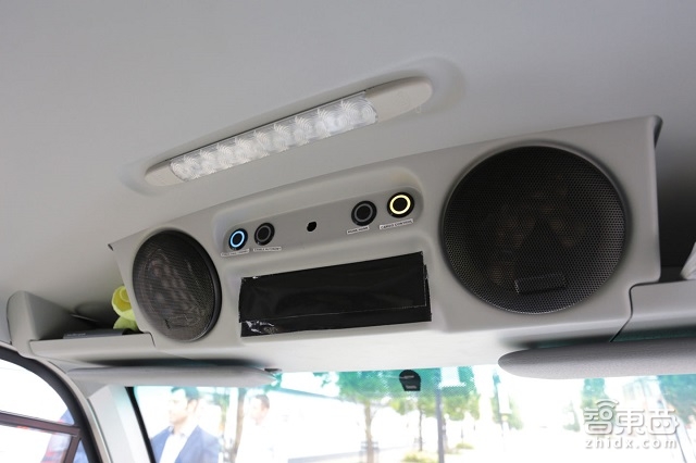 到英国格林威治看无人驾驶货车送食品 到底看到了什么?