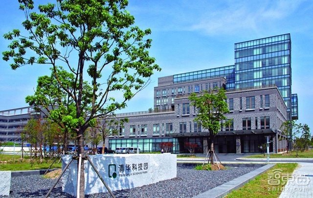 智东西晚报:小米做银行 中国芯片进口超石油