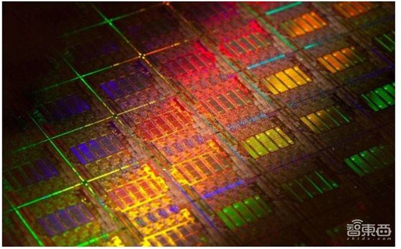 揭秘日本电子行业的兴衰！历史惊人相似，中国能学到什么？| 智东西内参