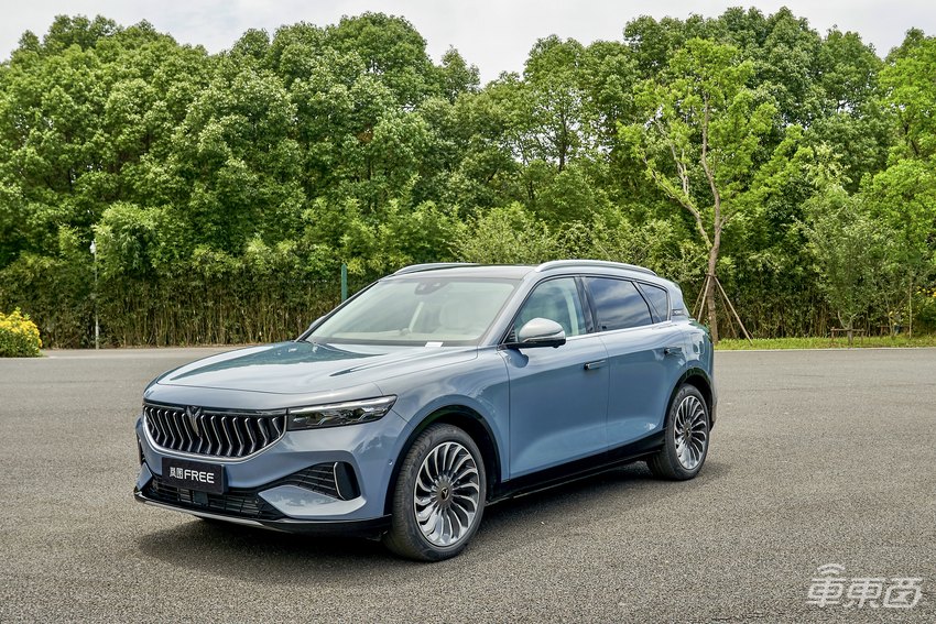 颜值爆炸动力强悍!30万买这台增程SUV不亏