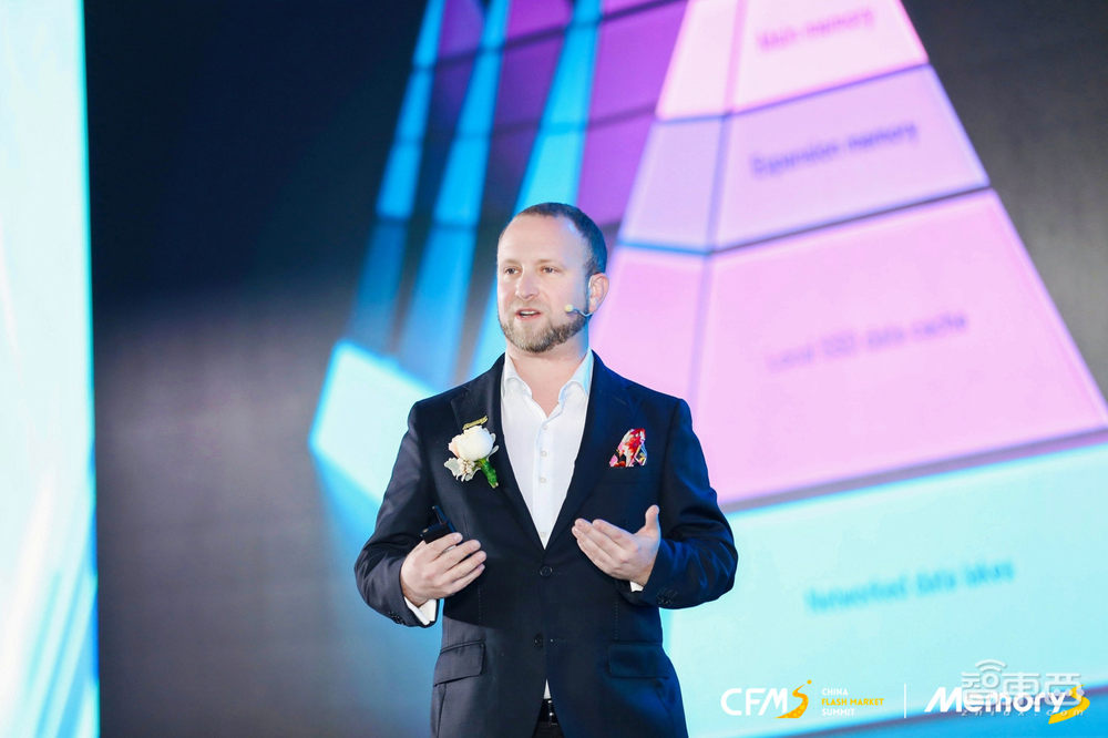 8大芯片巨头指路存储风向：QLC应用加速，生成式AI成焦点