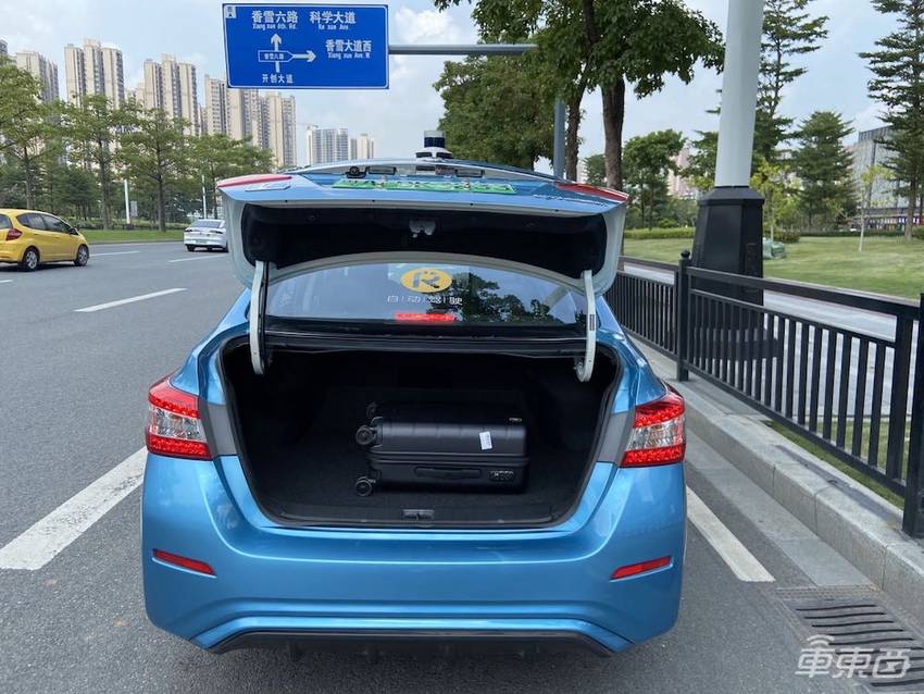 三个月坐遍北上广深无人出租,的哥真的要下岗了?