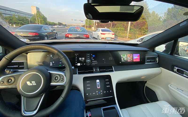 上市半年就進(jìn)入新能源車銷量排名前十，理想ONE憑什么？