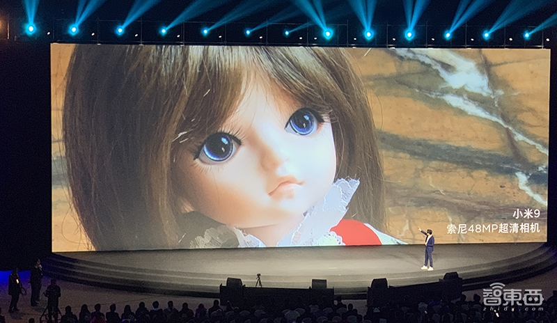 雷军发布最后一款3千以内旗舰机!小米高端路有戏