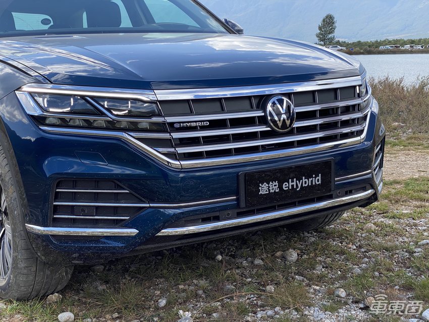 抢先试驾途锐eHybird：百公里加速5.7秒还有L2级自动驾驶