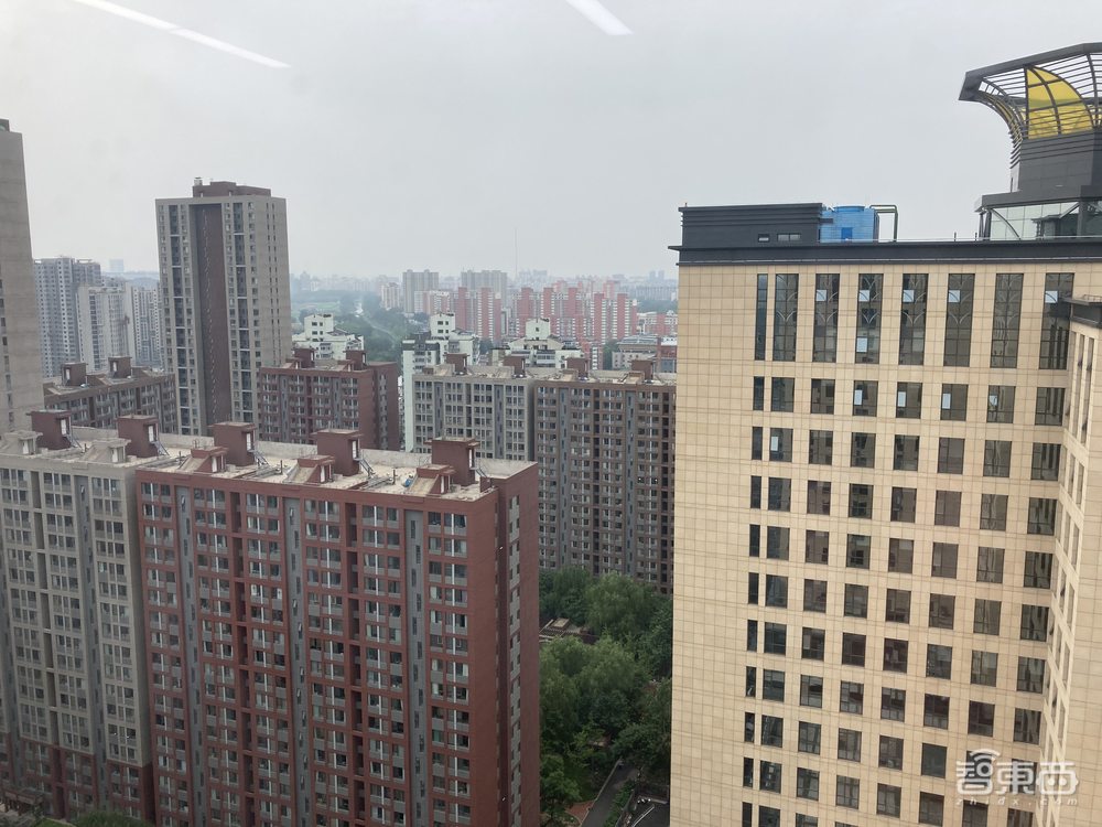 iPhone SE二代体验：3000元的苹果手机，到底有多能打？