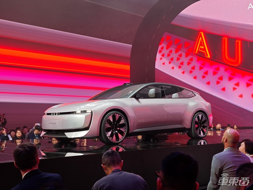 奥迪上汽全新电动品牌AUDI亮相!不挂四环logo,2025年上市