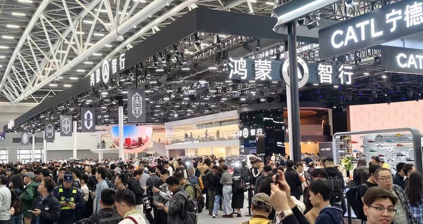 鸿蒙智行零跑双双创新高！小米月销连超蔚小理，车市排位大洗牌