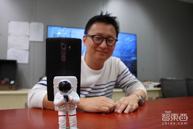 LG这样看未来手机：要模块化就要妥协设计 做VR配8K屏仍不够