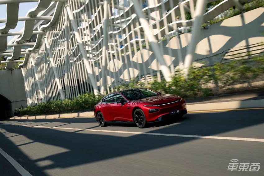 官宣!小鹏要搞无人出租车,明年落地广州