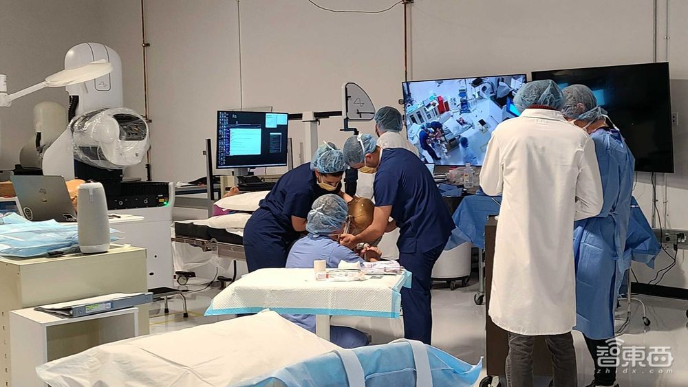 馬斯克腦機(jī)接口人體臨床研究獲批！開(kāi)顱只需15min