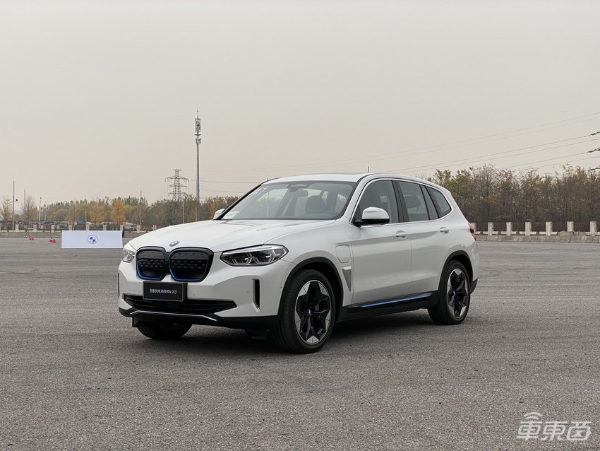 抢先试驾宝马纯电SUV iX3：iPhone就是车钥匙，带阿里腾讯上车
