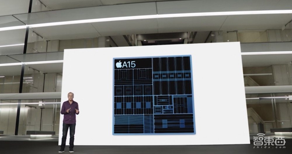 iPhone 13暴降800元!顶配一万三,高刷屏小刘海,A15芯碾压全场