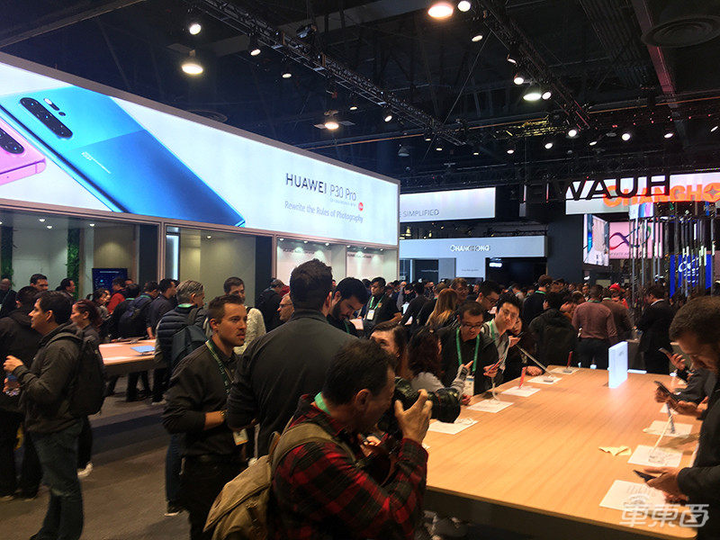 索尼“造车”、三星“人造人”、笔记本屏也弯了！一文看全CES2020亮点