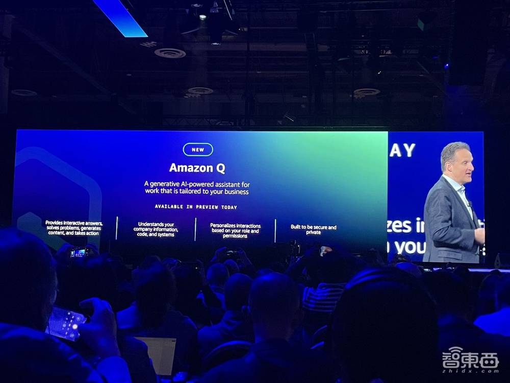 亚马逊年终王炸！两大自研AI芯片性能飙升，推AI助手硬刚微软，联手老黄造最强超算