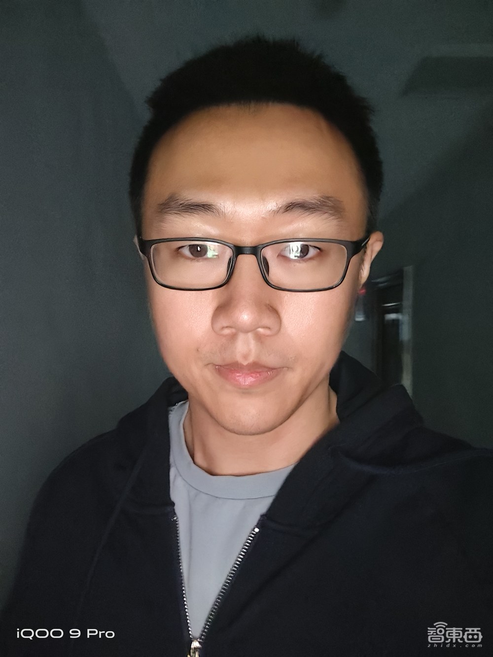 iQOO 9 Pro深度体验:E5屏到底有多“通透”?首发三星GN5死磕对焦