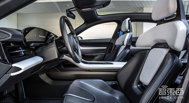 保时捷首款电动车定名Taycan 续航500公里 明年量产