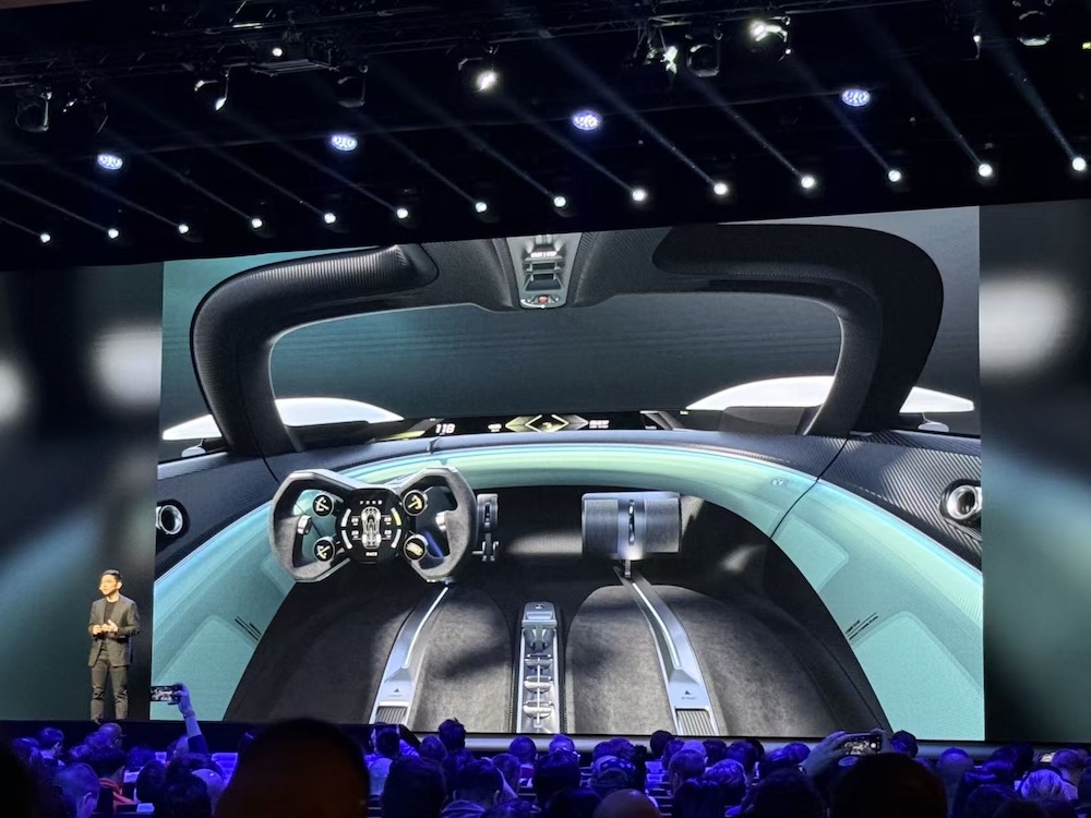 刚刚，小米超跑概念车全球首秀！杀入顶豪俱乐部，北京车展国内亮相