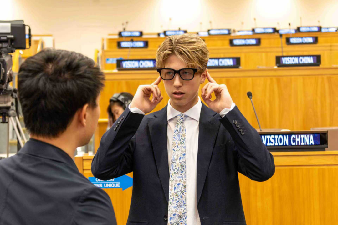 影视飓风Tim推荐的第一款AI眼镜，正重新定义“科技潮流单品”