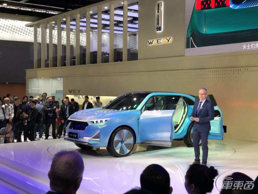 WEY推出700公里巡航纯电概念车WEY X 与高通联通合作5G 