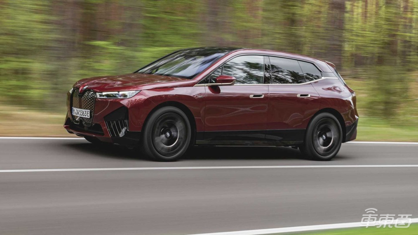 外媒首试宝马iX M60:操纵感无优势,加速体验弱于同级车