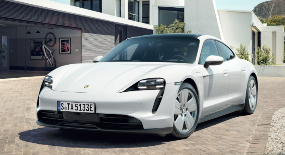 外媒评测保时捷Taycan自动驾驶：功能有限，车道保持像“酒驾”