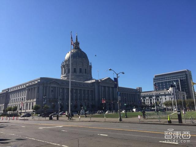 有粉色有价格?苹果新iPhone发布现场探营