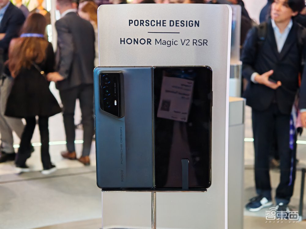 中国硬科技霸场MWC!小米SU7出征,华为搞大事,AI炸了芯片窝