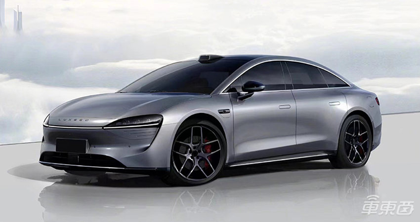 余承东两分钟再发两款车!一辆瞄准Model S,一辆真“遥遥领先”