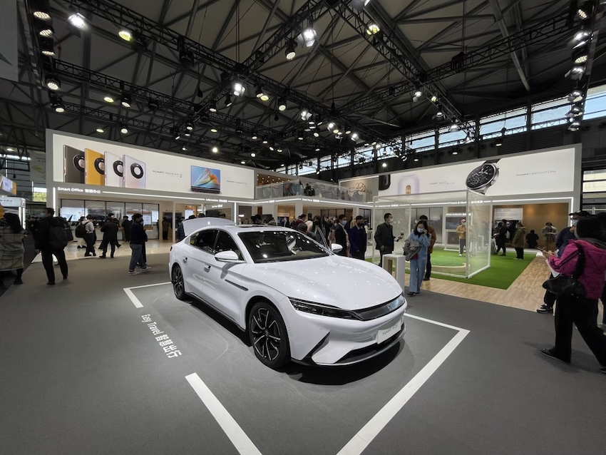 MWC上海体验华为HiCar：两种形态共29款应用，直接叫板苹果CarPlay