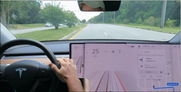 压线、逆行、无故左转，特斯拉最强FSD接连“翻车”