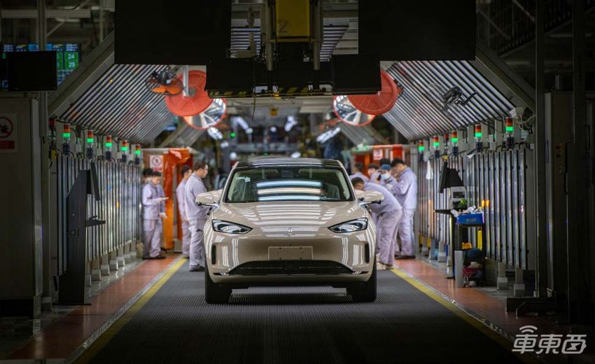 问界“换舵手”惊爆车圈 华为赛力斯合作上演第二季