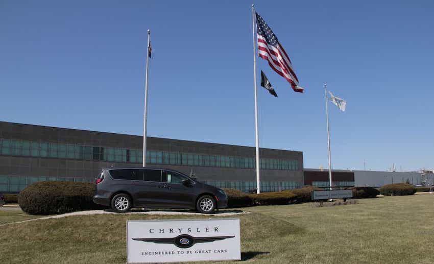 疫情下的全球车企：意大利车企扎堆停产，宝马已隔离150人