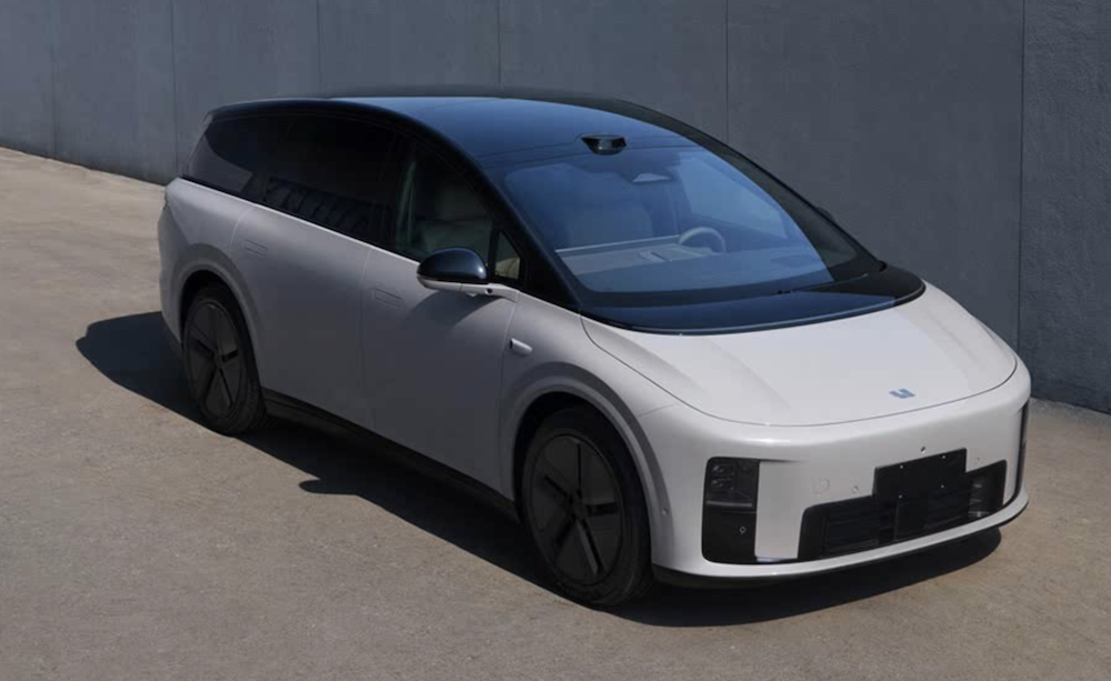 李想官宣i6九月上市!剧透轿车计划,高管放话月销很快重回5万辆