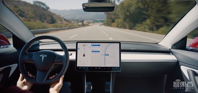 特斯拉Autopilot又添新功能 可監(jiān)測(cè)紅燈 禮讓他人