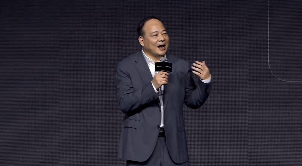 1秒2.5公里！宁德时代给油车判死刑，新电池纯电续航破1500公里