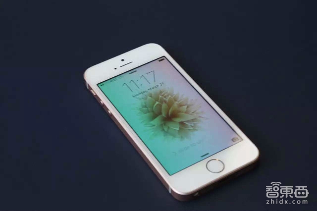 苹果iPhone SE发布现场真机美图
