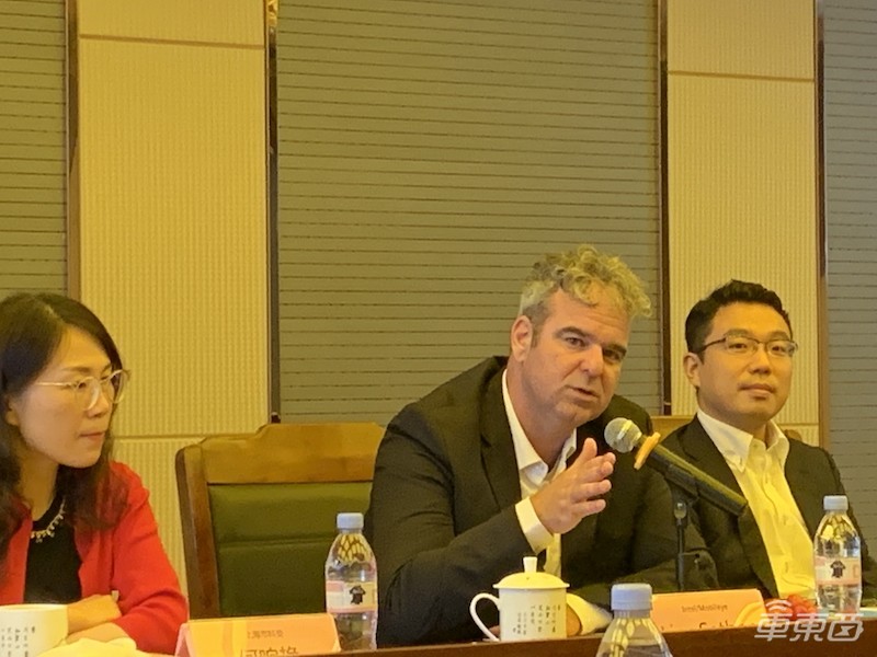 让20辆中国公交半年零事故!Mobileye全球VP揭秘后装秘籍