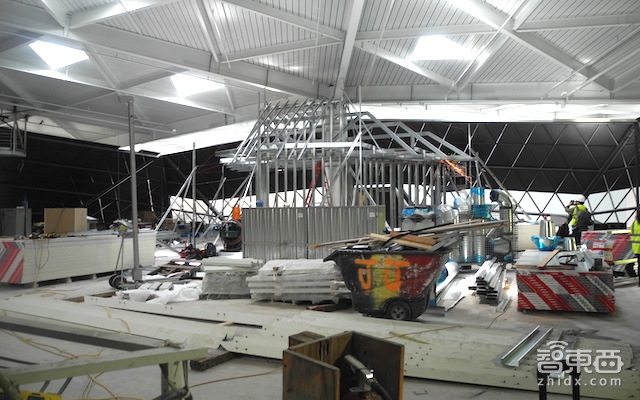 技術(shù)宅拯救世界之：碼農(nóng)蓋房子，就是不一樣