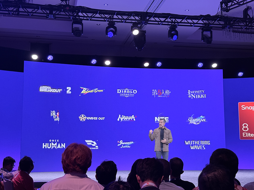 刚刚,高通掏出旗舰芯片王炸,小米今晚抢首发,PC芯80TOPS算力飙涨