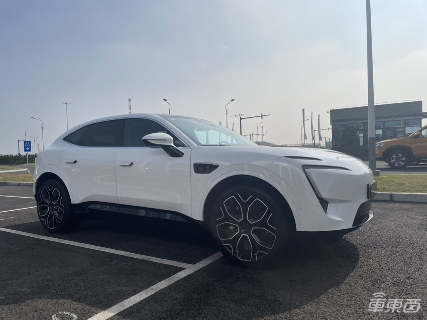 余承东独掌华为车BU？王军被曝停职，HI模式或宣告失败