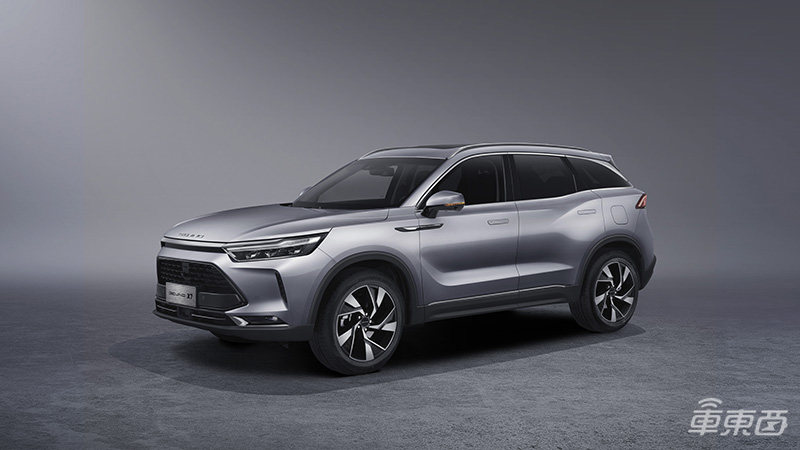 BEJING-X7正式上市，售价10.49万起 可实现L2级自动驾驶