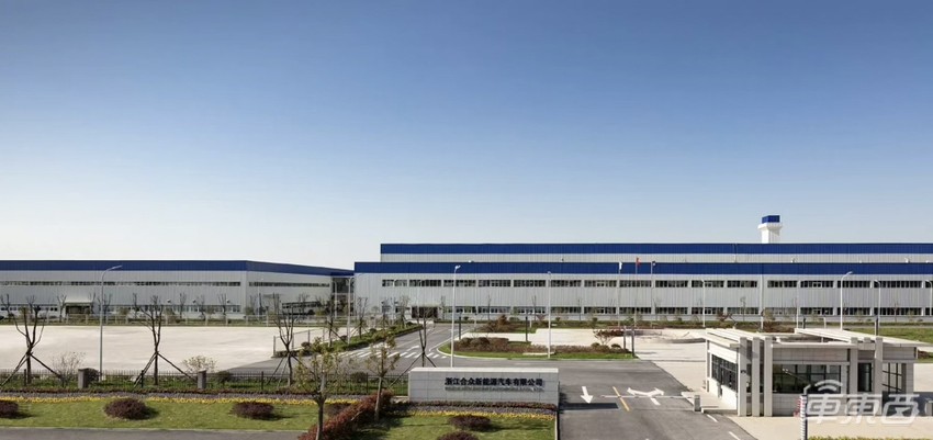 周鸿祎支持的哪吒汽车，冲着“蔚小理”冲过来了