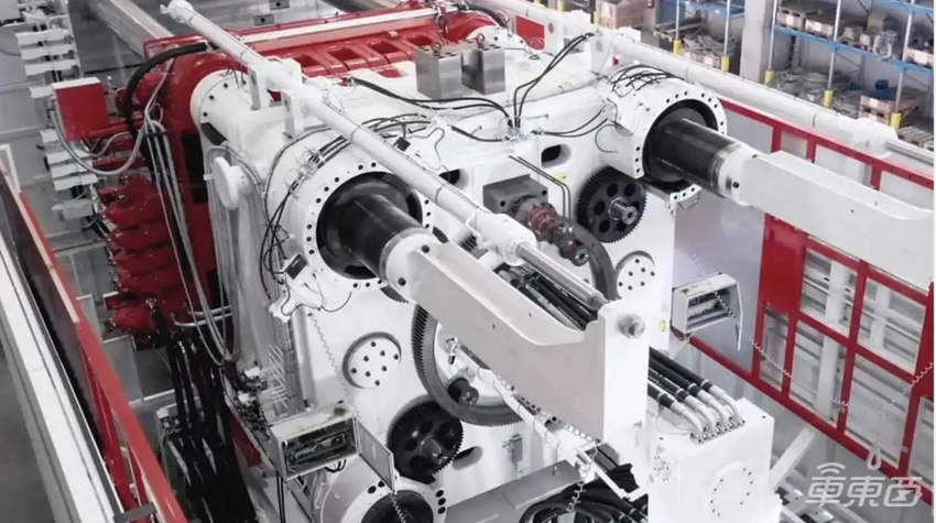 特斯拉Cybertruck采用48V架构 车身重量比Rivian R1T和悍马EV更轻