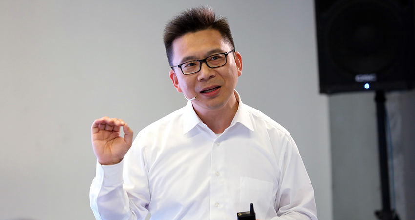 全球第二大汽车Tier1架构大调整！大陆四大高管解读四化大招