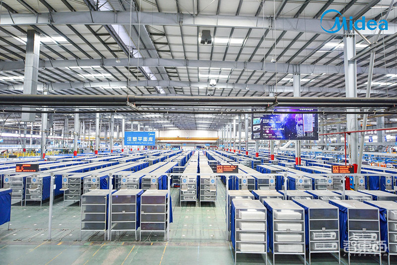 美的南沙工厂实地探访:员工配华为手表,5G覆盖厂区