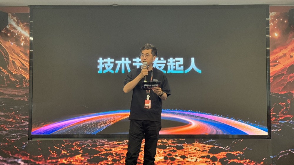 给淘宝打视频电话，AI陪你边逛边买！淘天连发四项购物黑科技